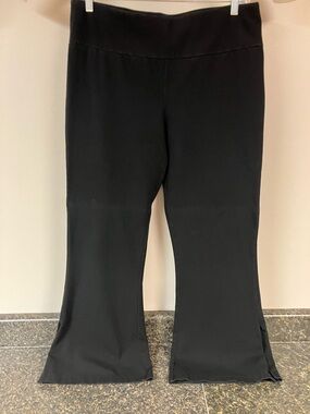 Terra & Sky flare leg black yoga pants 1x